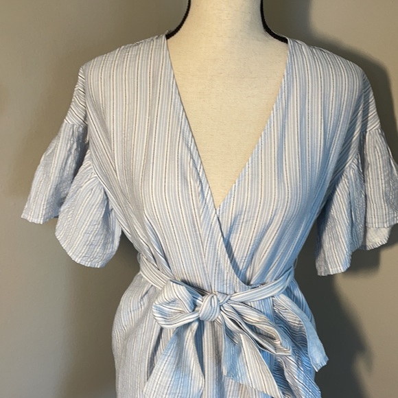 Storee dress - Picture 2 of 10